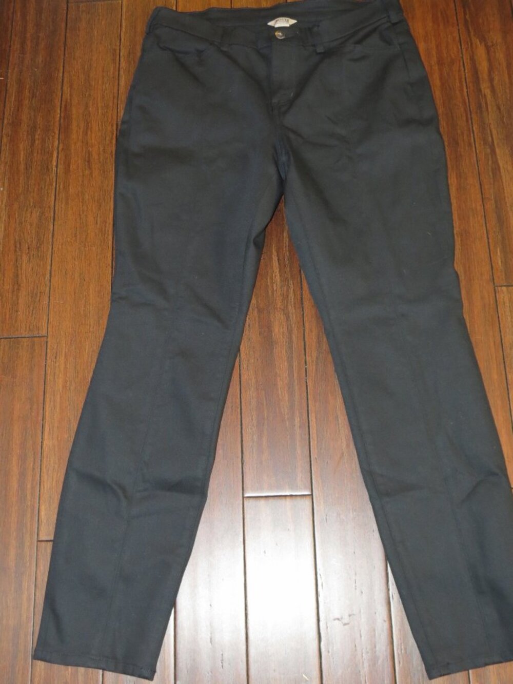 NWOT Duluth Trading Co Women's DyeHard Denim Slim Leg Jeans  Black Size 12 x 31